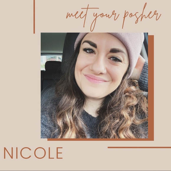 🥂 meet your posher! 🥂 - Picture 1 of 1